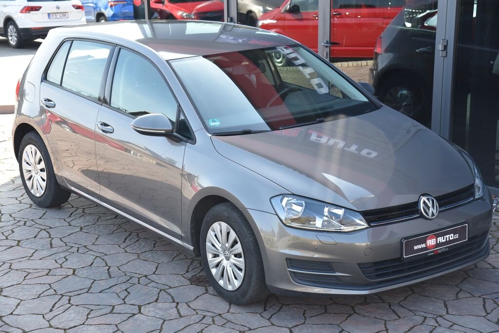 Volkswagen Golf Hatchback 1,2 l 77 kw