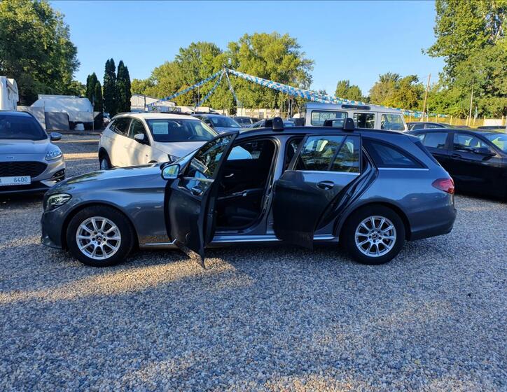 Mercedes-Benz Třídy C 16