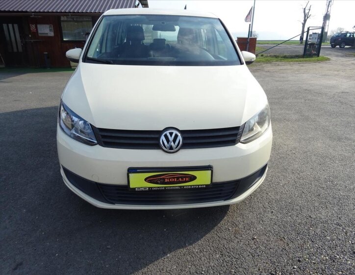 Volkswagen Touran Kombi 1,6 l 77 kw