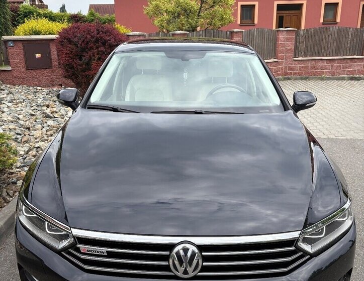 Volkswagen Passat Sedan 0,0 0