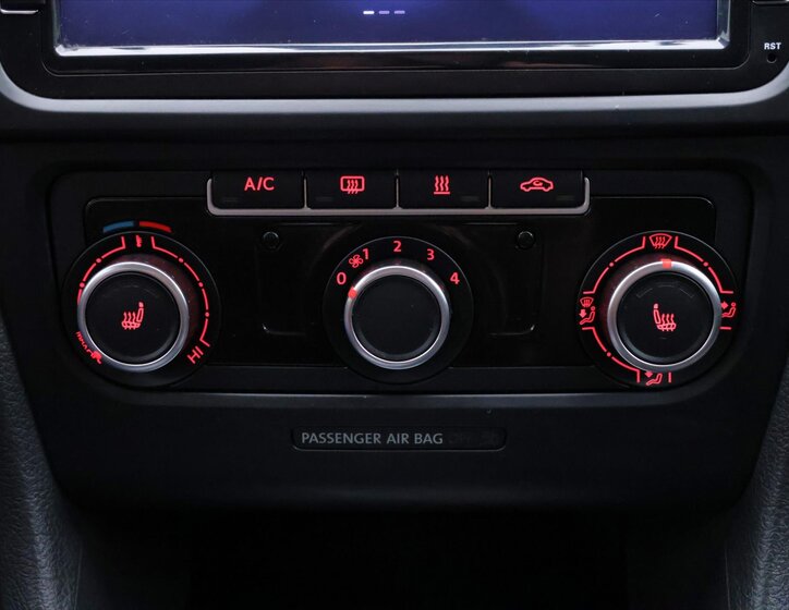 Volkswagen Golf Kombi 1,6 l 77 kw