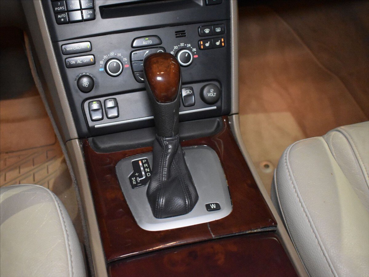 Volvo XC90 SUV / Terénní 2,4 l 147 kw