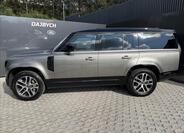 Land Rover Defender 5