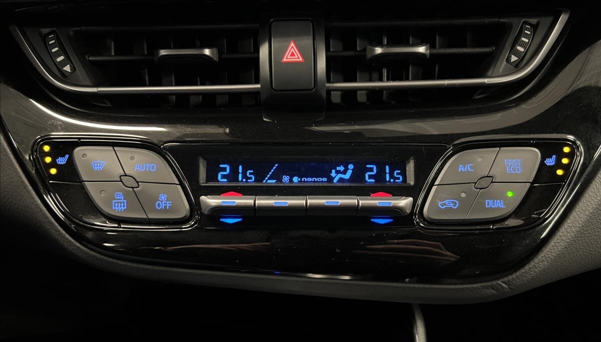 Toyota C-HR Hatchback 1,8 l 72 kw