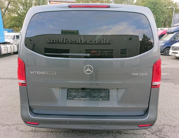 Mercedes-Benz Vito 4