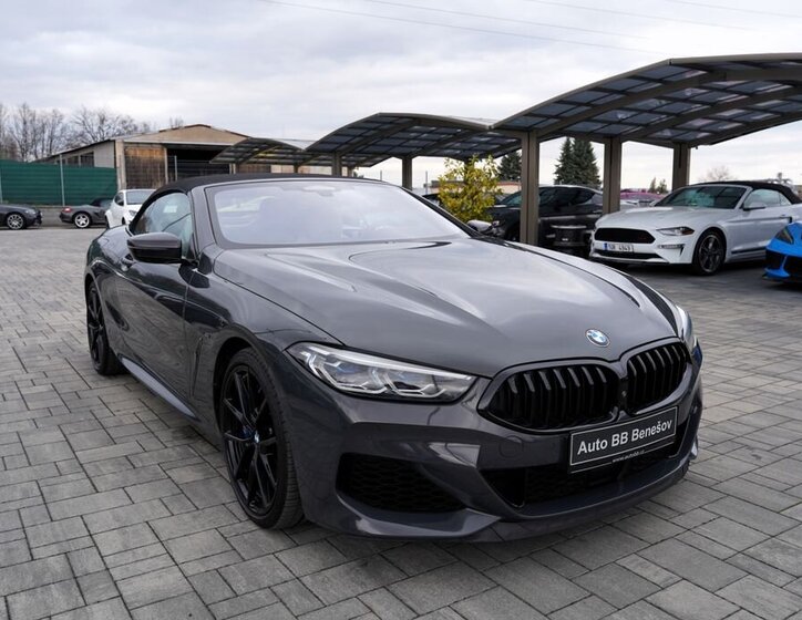 BMW Řada 8 Kabriolet 4,4 l 390 kw