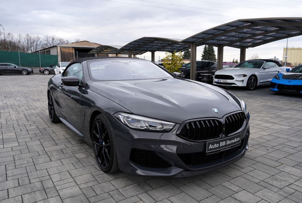 BMW Řada 8 Kabriolet 4,4 l 390 kw