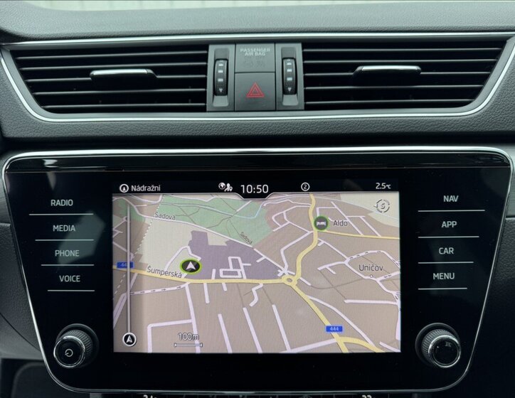 Škoda Superb Sedan 2,0 l 110 kw