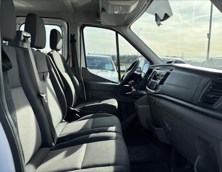Ford Transit 17
