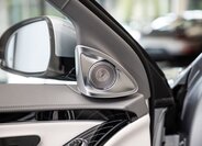 Mercedes-Benz Ostatní Sedan / Limuzína 6,0 l 450 kw