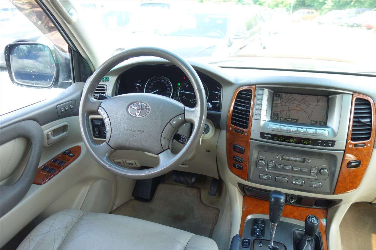 Toyota Land Cruiser SUV 4,7 l 175 kw