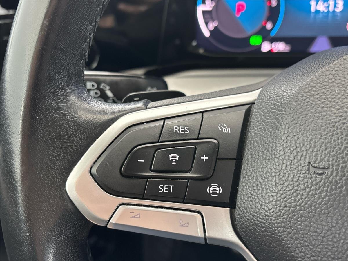 Volkswagen Golf Kombi 2,0 l 85 kw