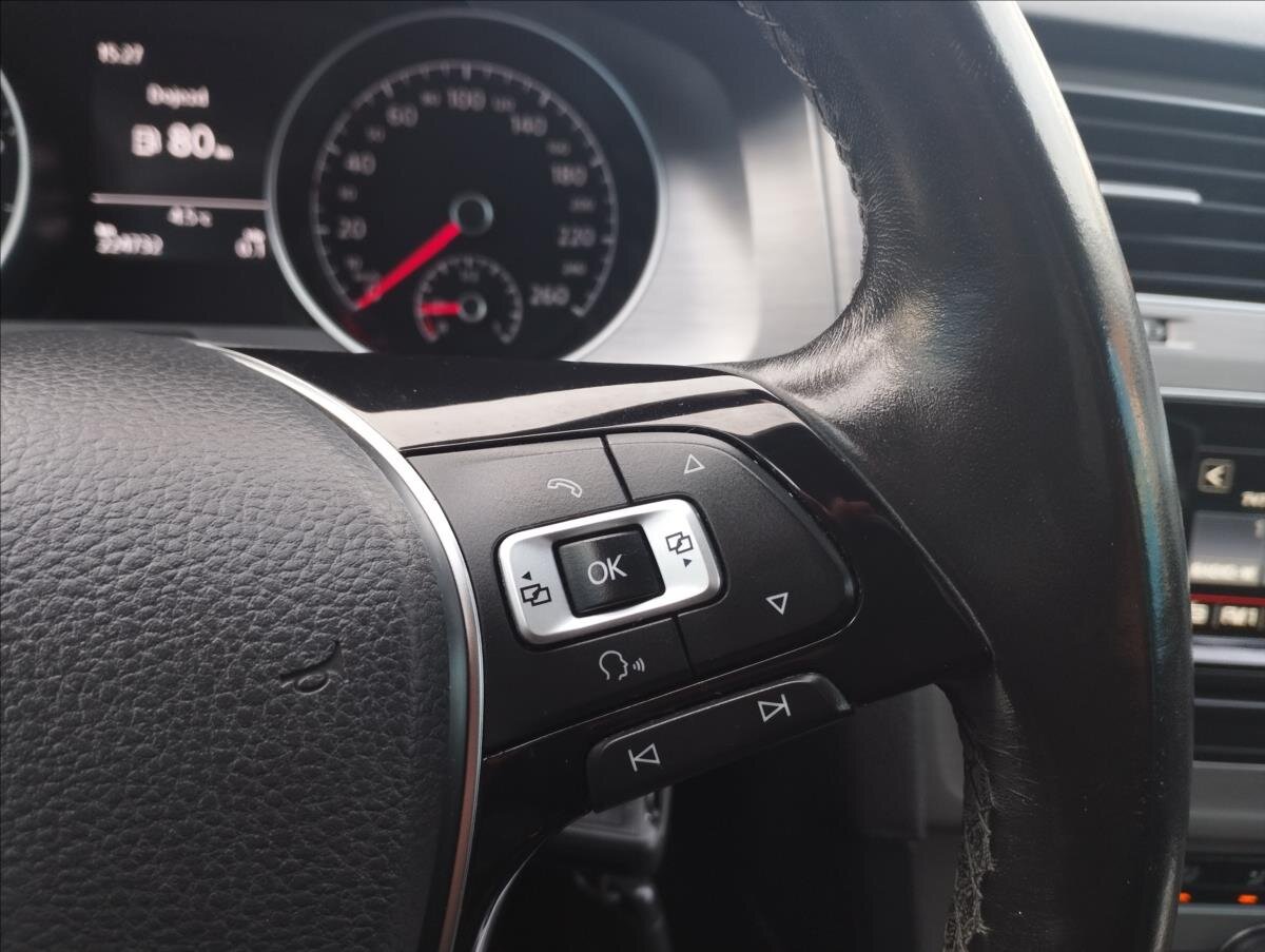 Volkswagen Golf Hatchback 1,2 l 63 kw