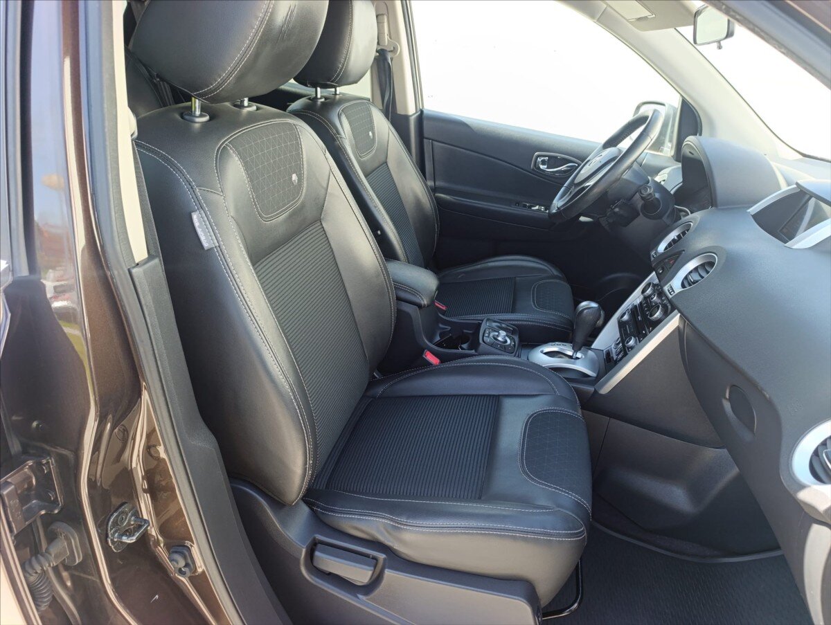 Renault Koleos SUV / Terénní 2,0 l 127 kw