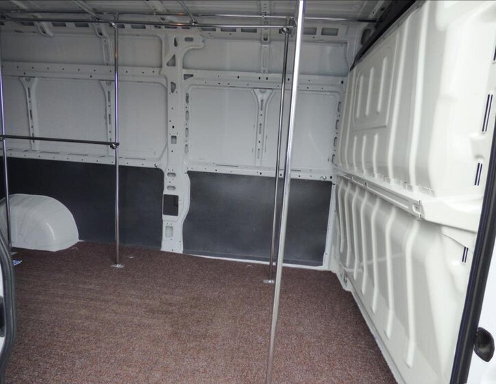 Peugeot Boxer Ostatní 2,2 l 121 kw