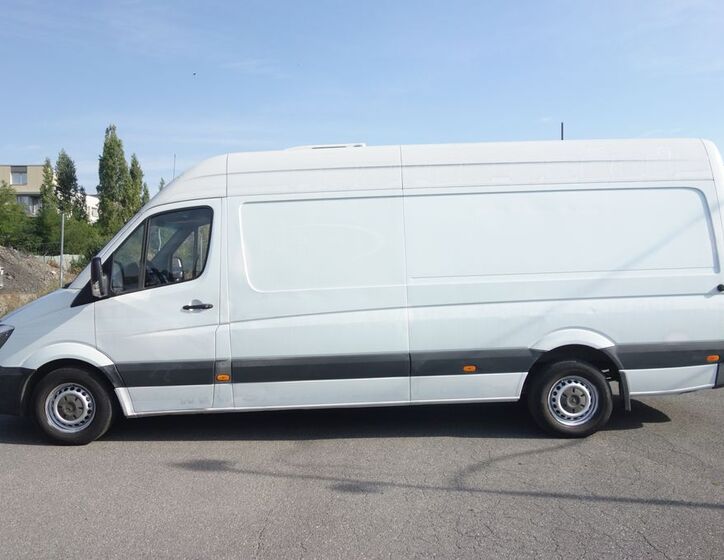 Mercedes-Benz Sprinter 3