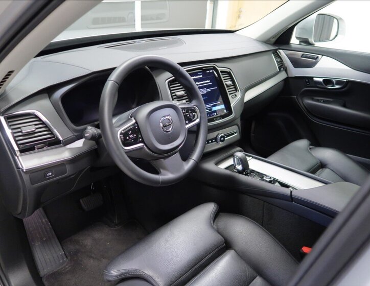 Volvo XC90 SUV 2,0 l 173 kw