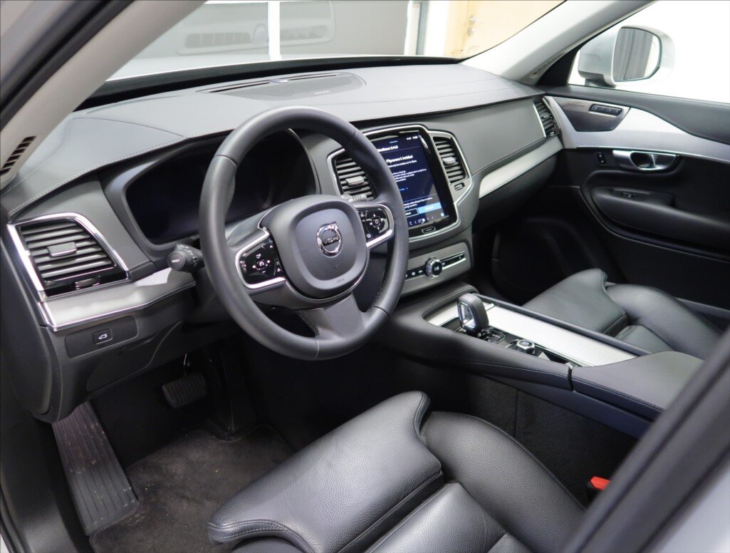 Volvo XC90 SUV 2,0 l 173 kw