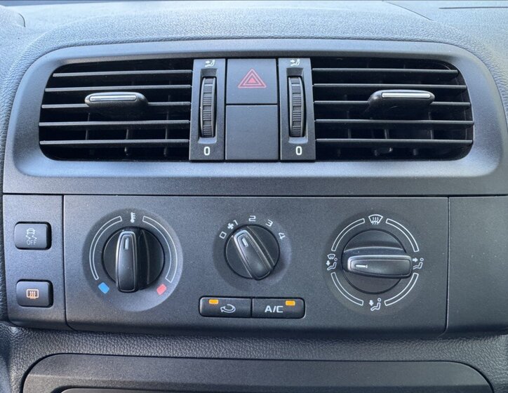 Škoda Roomster Kombi 1,2 l 63 kw