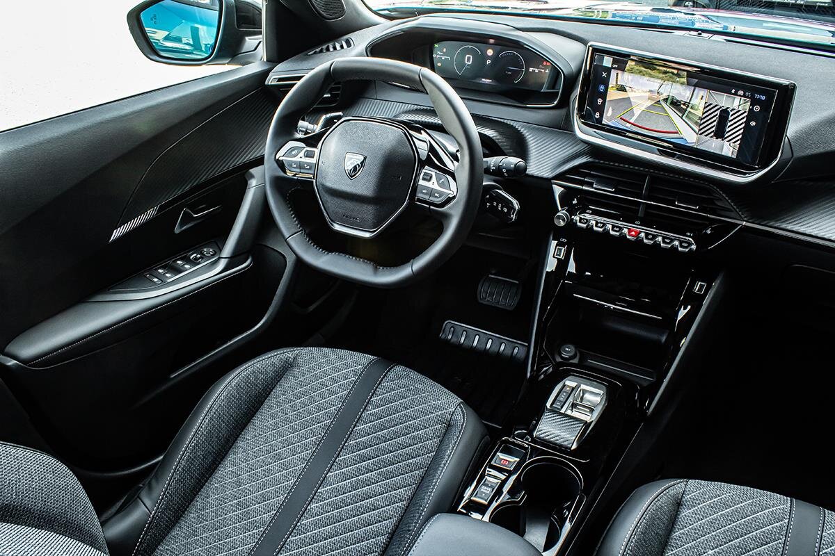 Peugeot 2008 SUV / Terénní 1,2 l 107 kw