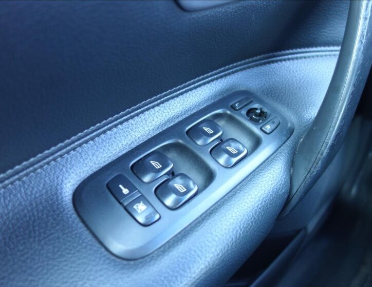 Volvo S60 Sedan 2,4 l 120 kw