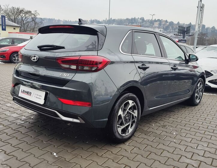 Hyundai i30 Hatchback 1,5 l 103 kw