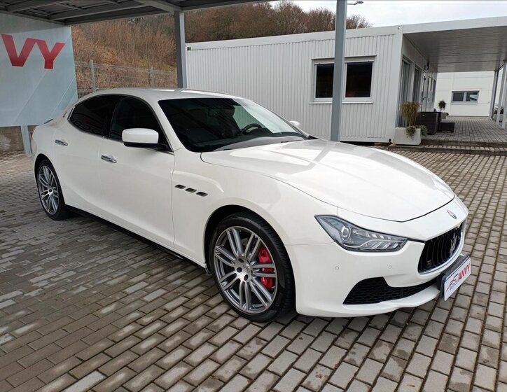 Maserati Ghibli Sedan 3,0 l 243 kw