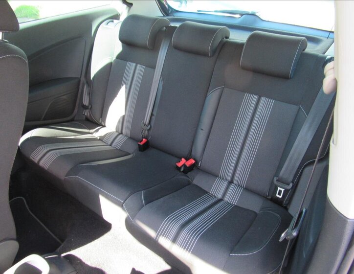 Volkswagen Polo Hatchback 1,6 l 66 kw