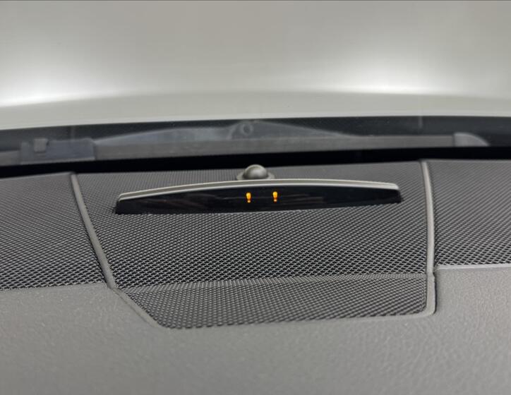 Mercedes-Benz Třídy E 19