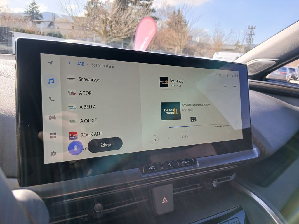 Toyota C-HR SUV / Terénní 2,0 l 112 kw