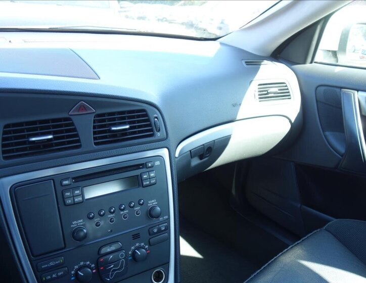 Volvo S60 Sedan / Limuzína 2,4 l 93 kw