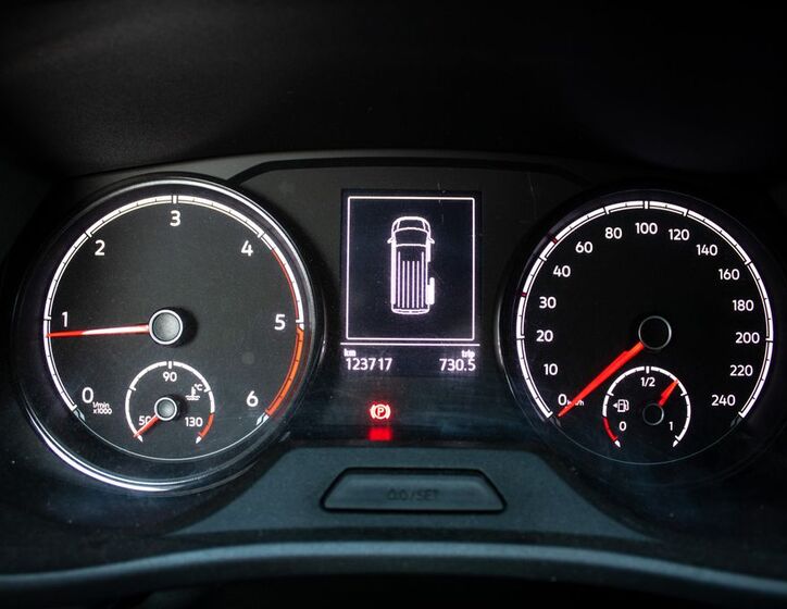 Volkswagen Transporter 12