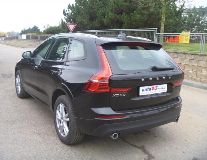 Volvo XC60 4