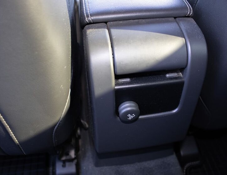 Volvo XC60 SUV / Terénní 2,0 l 140 kw