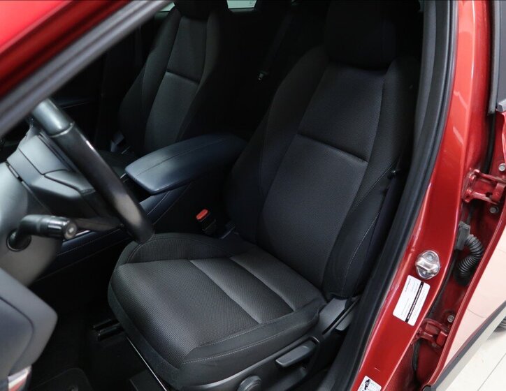 Mazda CX-30 SUV / Terénní 2,0 l 90 kw