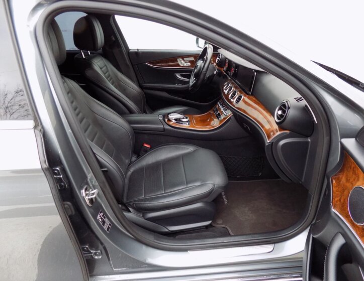 Mercedes-Benz Třídy E 15