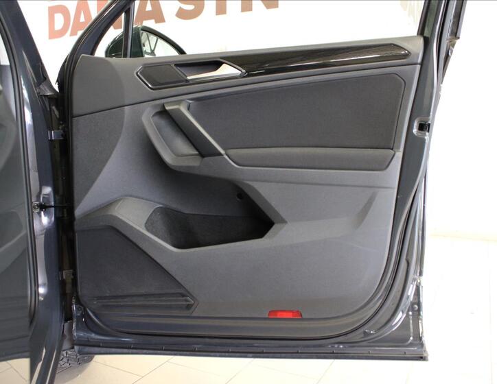 Volkswagen Tiguan 11