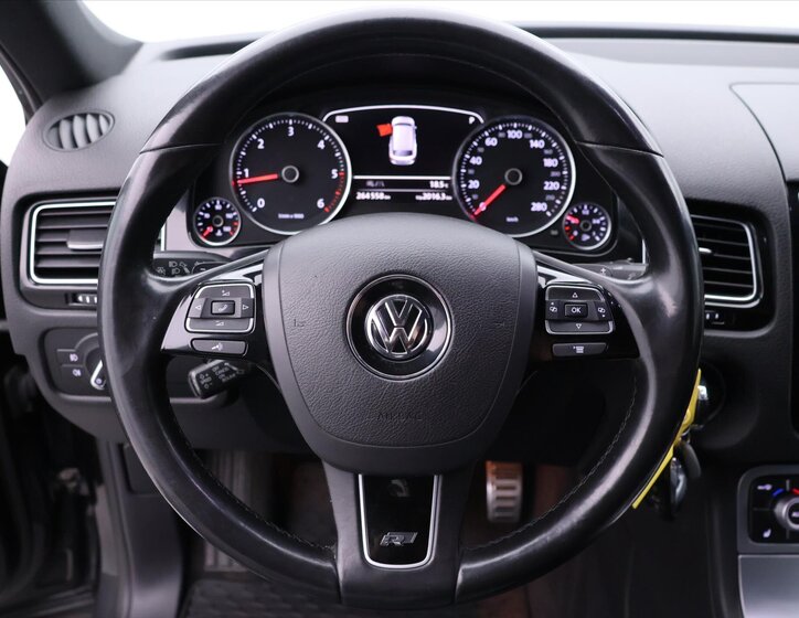 Volkswagen Touareg SUV / Terénní 3,0 l 193 kw