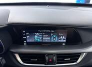 Alfa Romeo Stelvio 12