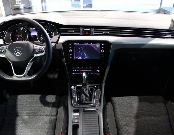 Volkswagen Passat 11