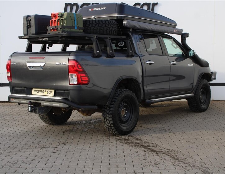 Toyota Hilux Pick-up 2,4 l 110 kw
