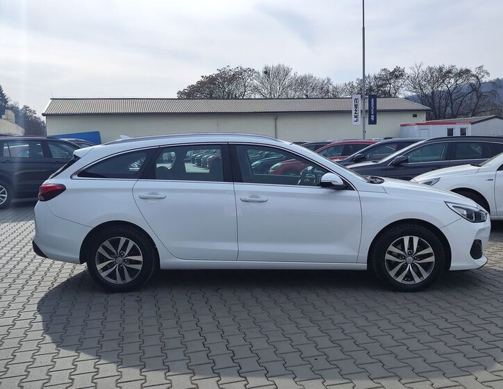 Hyundai i30 Kombi 1,6 l 85 kw