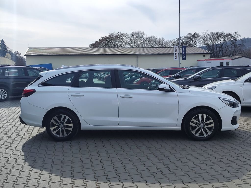 Hyundai i30 Kombi 1,6 l 85 kw