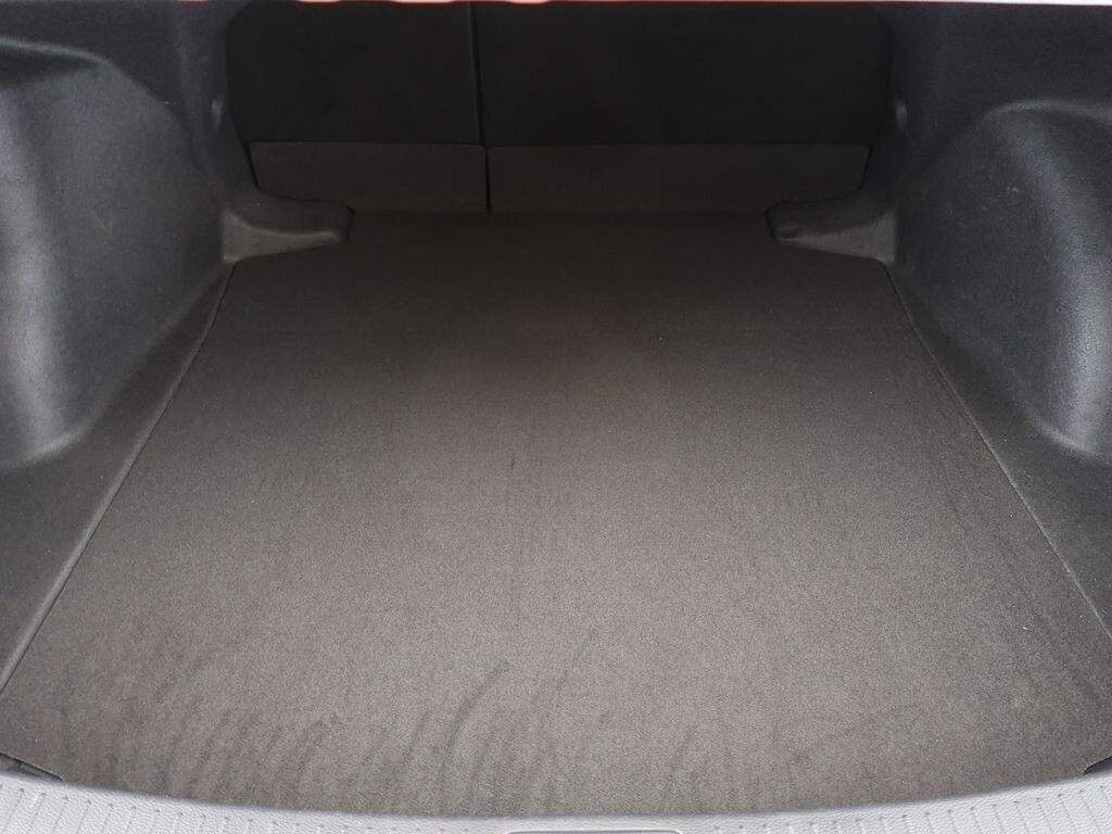 Toyota Corolla Sedan / Limuzína 1,8 l 72 kw