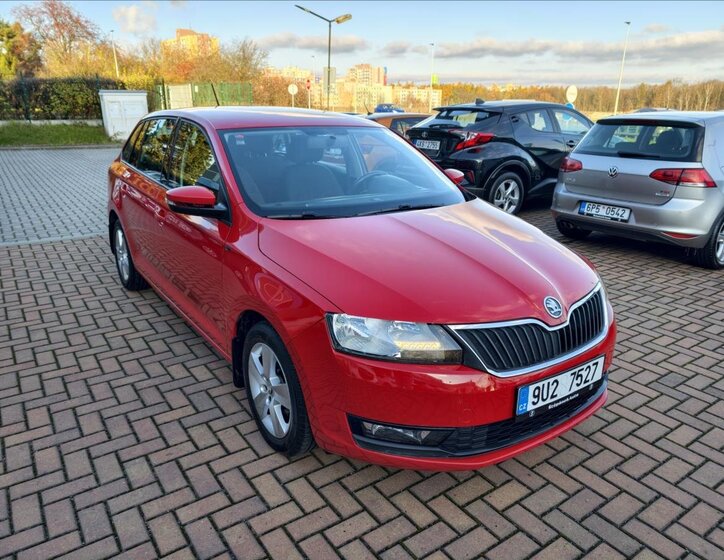 Škoda Rapid Hatchback 999,0 70 kw