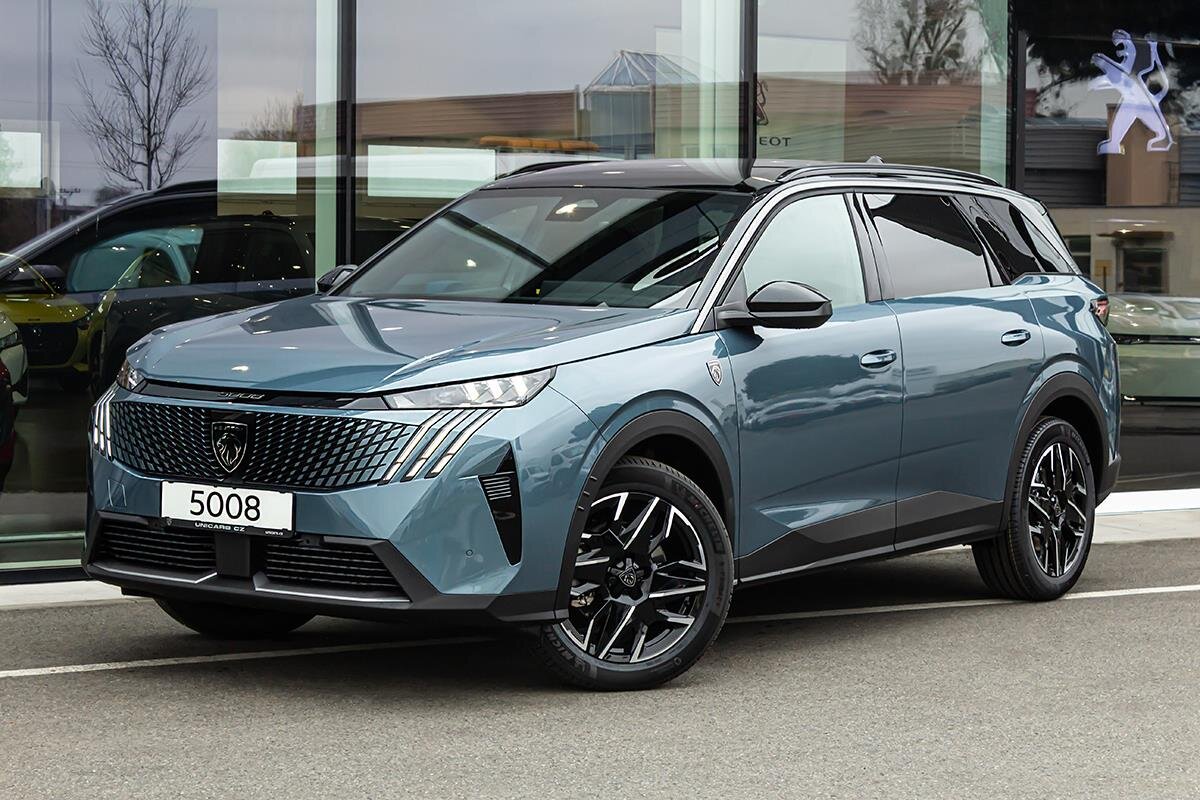 Peugeot 5008 SUV / Terénní 1,2 l 107 kw