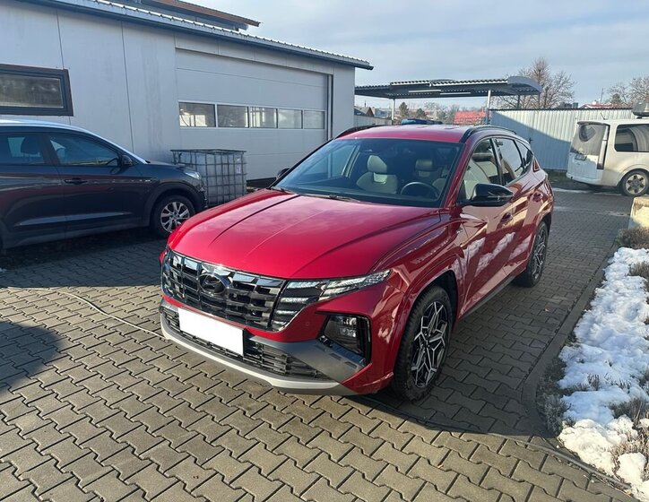 Hyundai Tucson SUV 1,6 l 110 kw