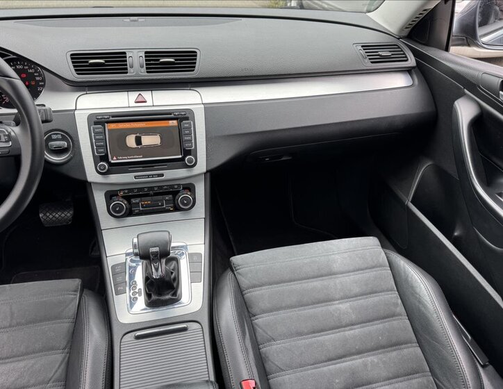 Volkswagen Passat Kombi 2,0 l 103 kw