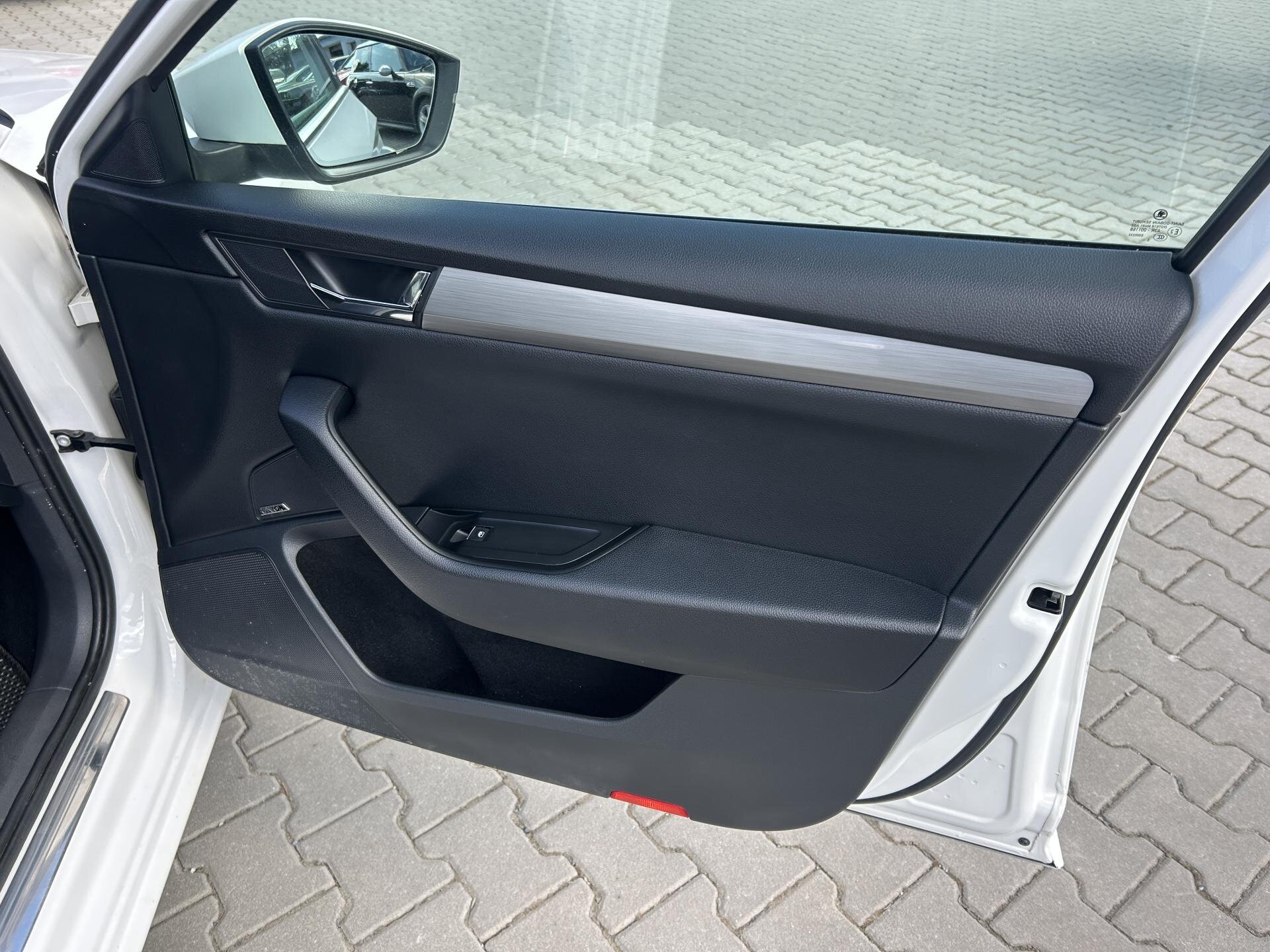 Škoda Superb Kombi 2,0 l 110 kw