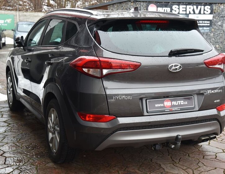 Hyundai Tucson SUV 1,6 l 130 kw